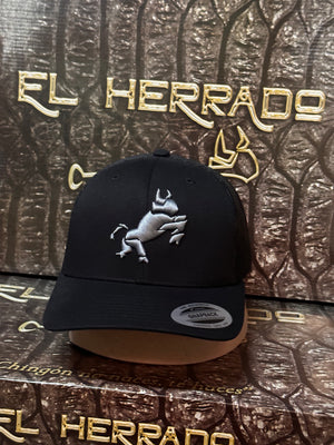 Gorra Curva Malla “El Semental”