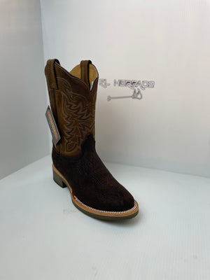 BOTA DE PIEL DE CUELLO DE TORO NOBUCK EN HORMA ROPER SUELA DE POLIURETANO